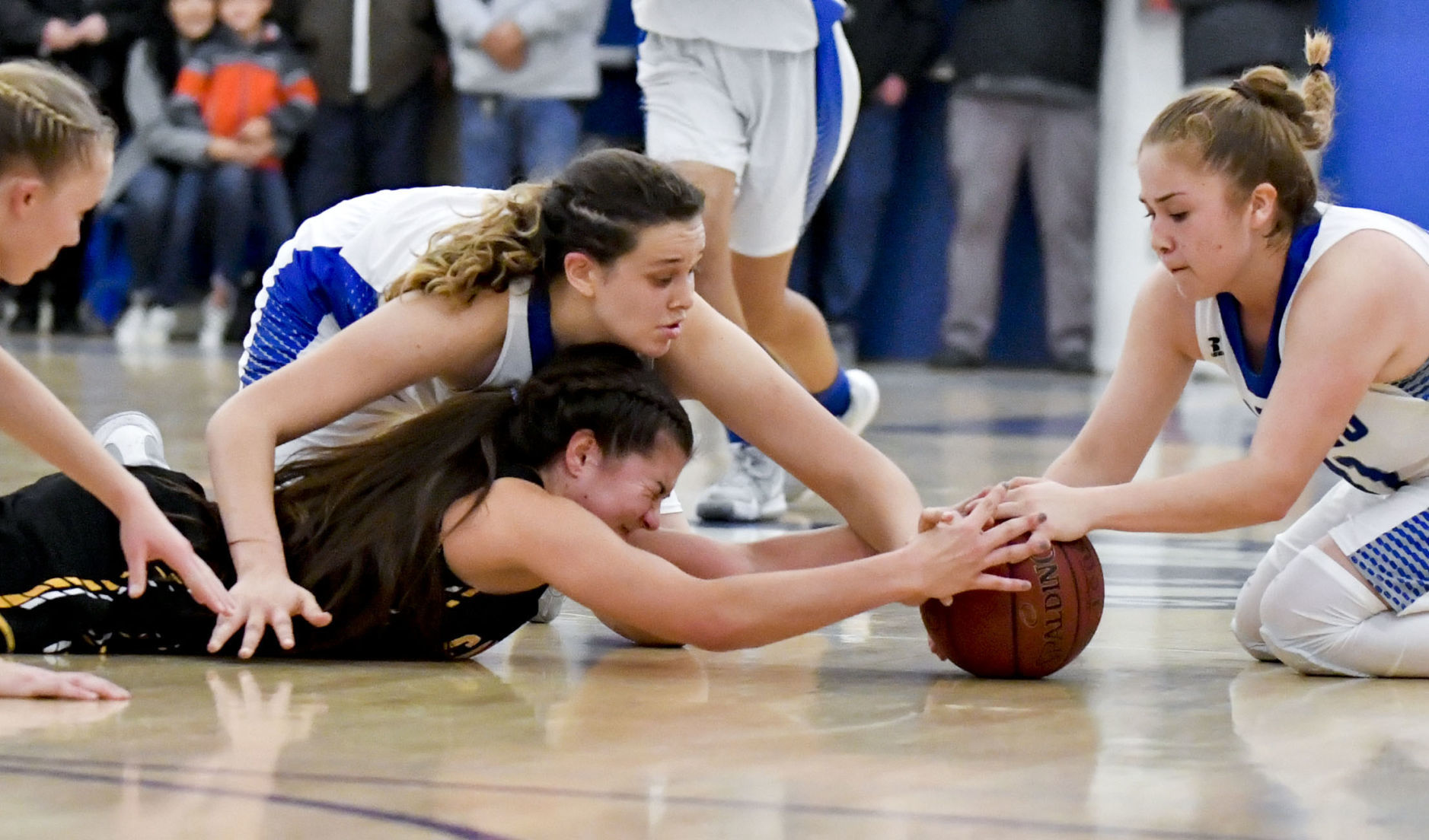 011119 CHS LHS girls bb 04.jpg